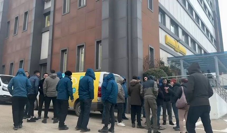 Bursa PTT'de iş bırakma eylemi