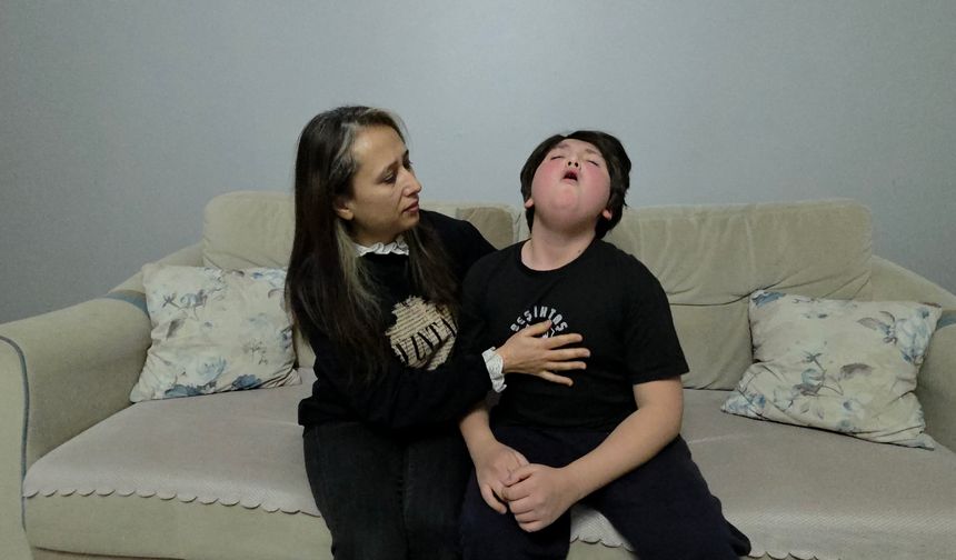 12 yaşındaki çocuk 8 yıldır öksürüyor