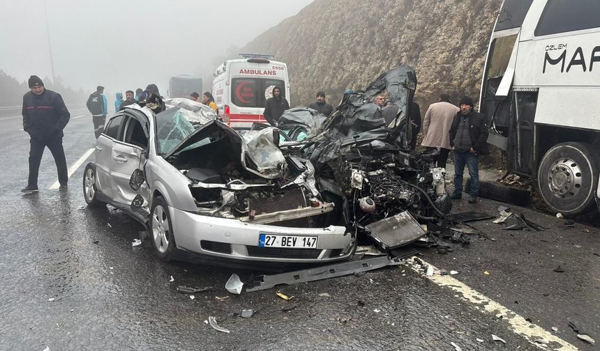 Gaziantep -Şanlıurfa yolunda zincirleme kaza: Ölü ve yaralılar var