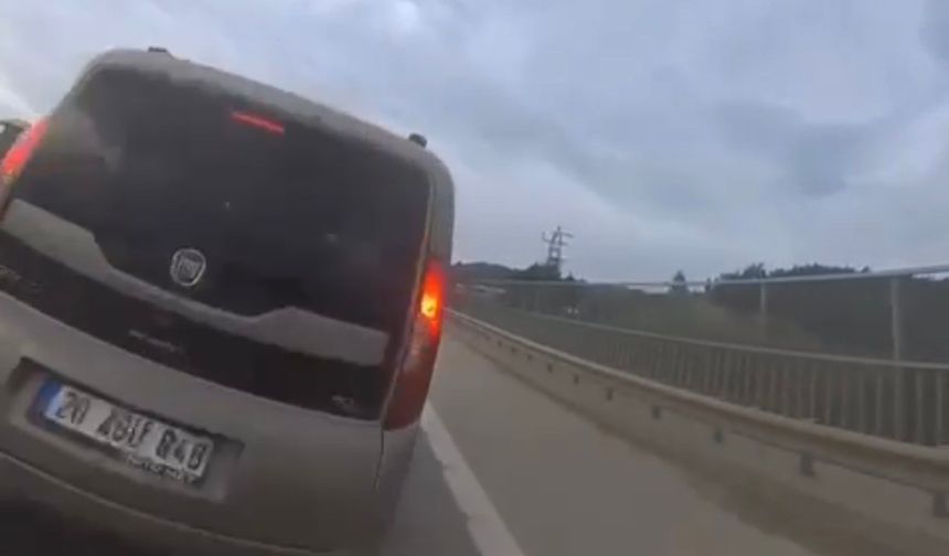 Bursa otobanda hızla giden motosikletli çarptığı araca girdi