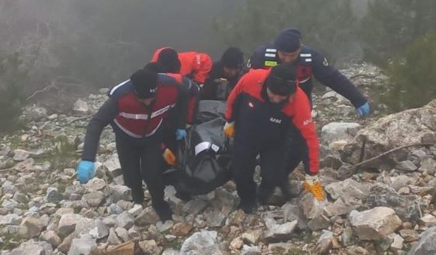 Dinamit patlamasıyla ölen şahsın uçuruma atıldığı iddiası