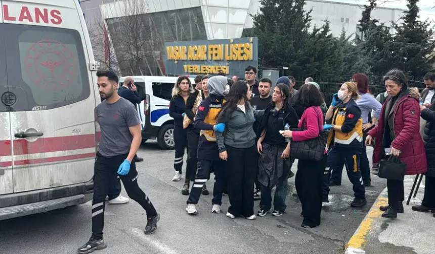 Lise laboratuvarında deney sırasında patlama