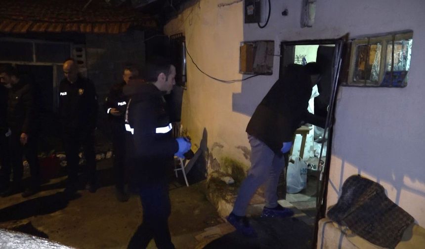 Evladına ulaşamayan anneden telefon gelince evde öldüğü anlaşıldı