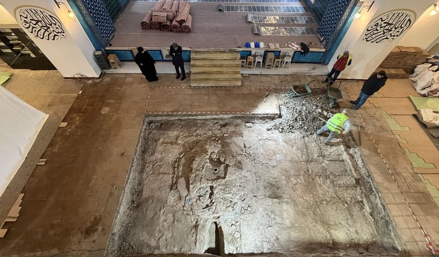 Muradiye Cami'nde gizli kalan detay, asırlar sonra bulundu
