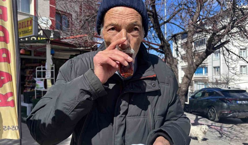 Ankara'da 79 yaşındaki adam 34 yıldır su içemiyor