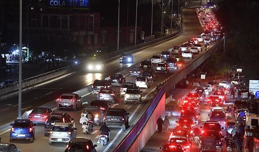 Lübnan'da saldırıların ardından göç başladı