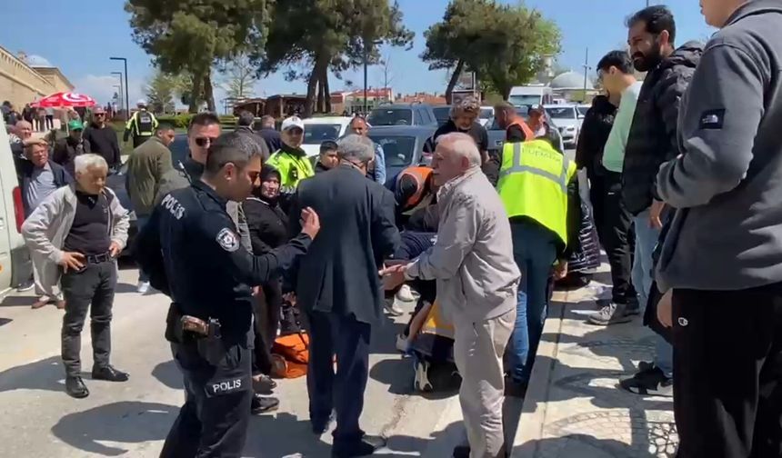 Kocası gaza basınca eşi aracın altında kaldı