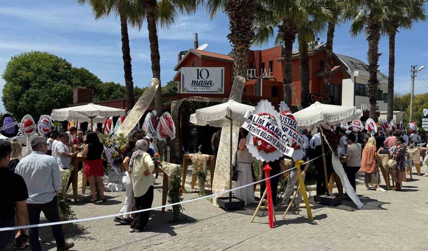 Fethiye'de meyhane açılışını duayla yaptılar