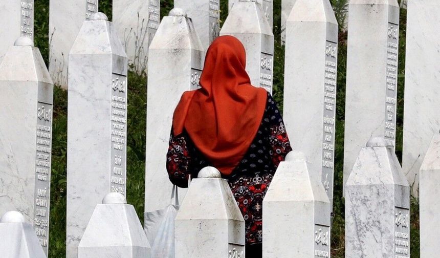 Bosna Savaşı'nda korkunç 'savaş turizmi'!!