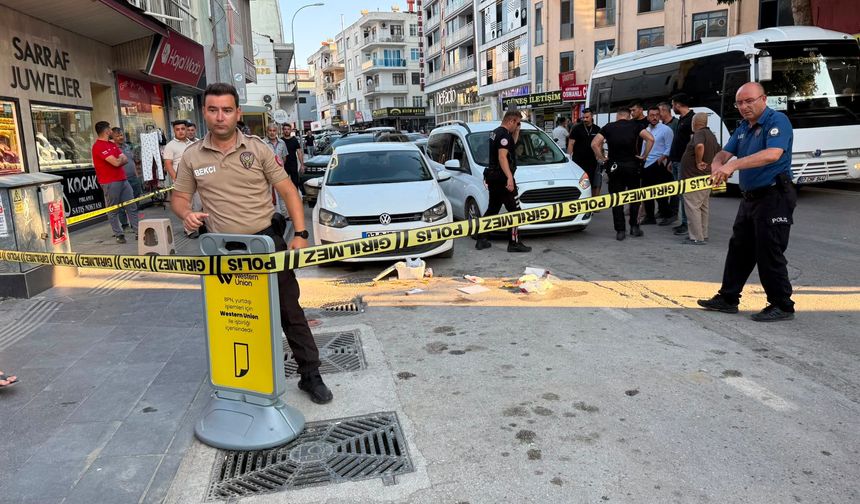 Doğum günü pastasıyla yürürken silahlı saldırıya uğradı