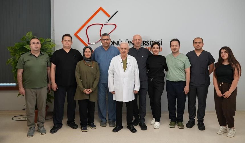 Dünyanın ilk 8'li çapraz karaciğer nakli Malatya'da gerçekleştirildi
