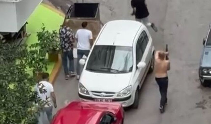 İzmir'de sokak ortasında pompalı tüfekle terör estirdiler