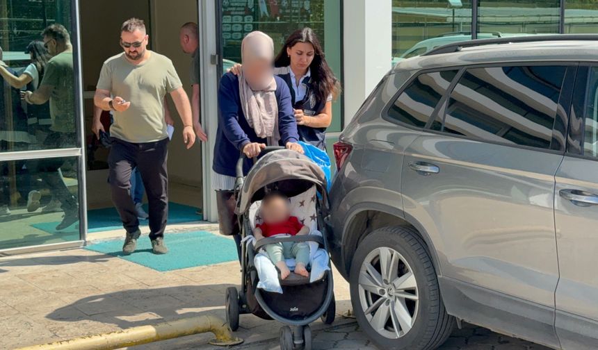 Karı koca, bebek arabasında 1 kilo metamfetaminle yakalandı