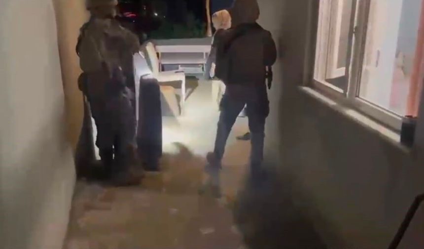 Kocaeli'de iş yerini benzin dökerek yakmaya çalıştılar: 5 gözaltı