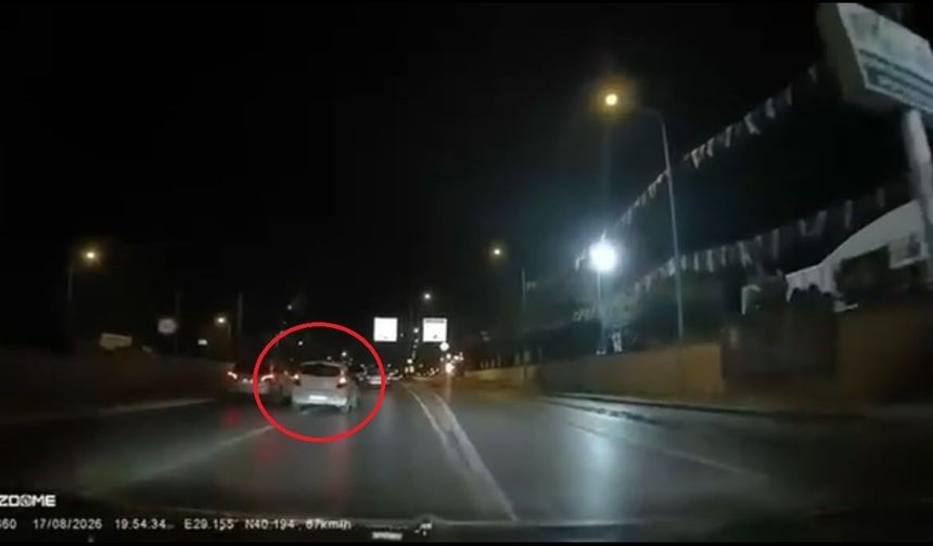 Bursa'da makas atarak ilerleyen 17 yaşındaki sürücü hayatını kaybetti