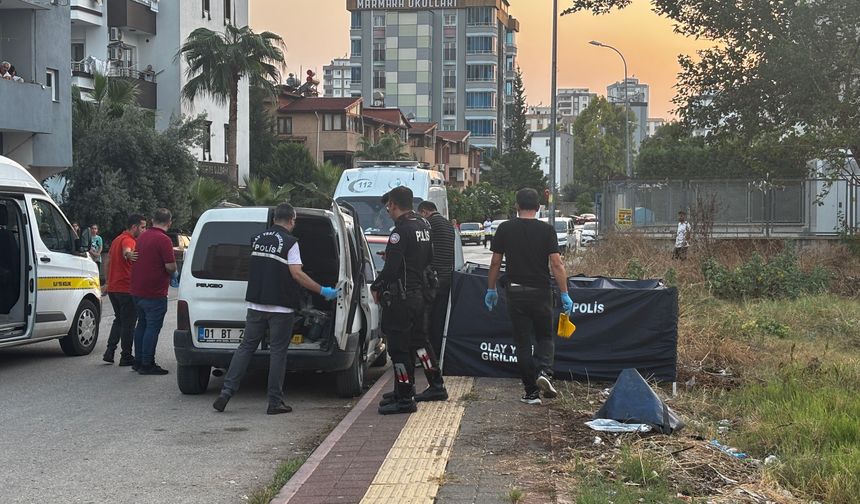 Adana'da alacak verecek kavgasında baba ve oğlu öldü, anne yaralı