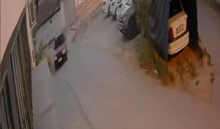 Çocukların oynadığı sokağa drift atarak girdi, hızla uzaklaştı