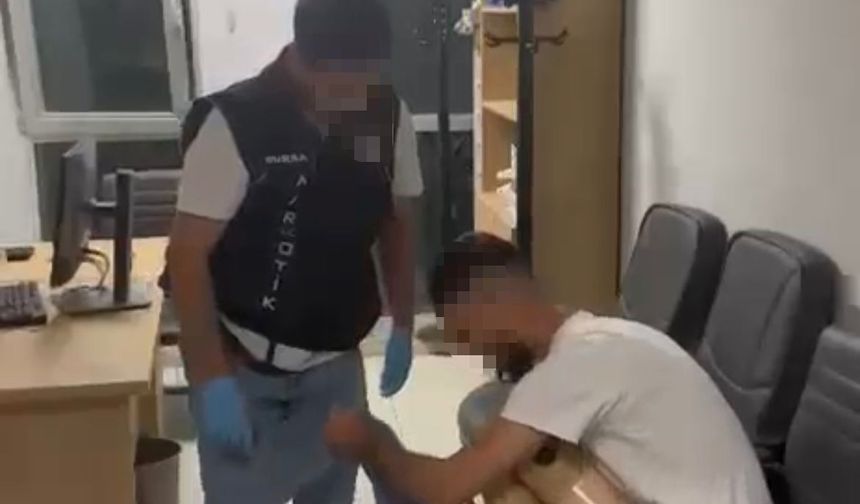 Protez bacağından uyuşturucu çıktı