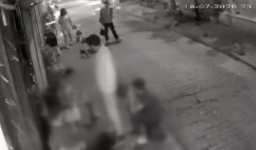 Beyoğlu'nda 'Köpeğini tut' tartışması kanlı bitti