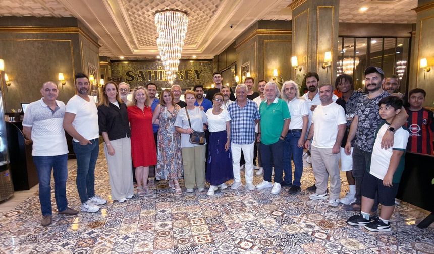 Efsane Gerçek Kesit dizisi, geri dönüyor
