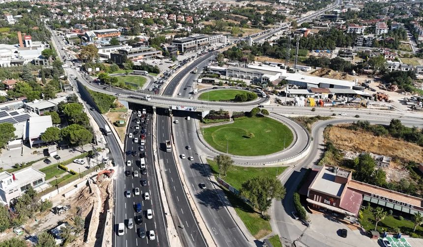 Mudanya Yolu'ndaki yeni köprü trafiğe açıldı