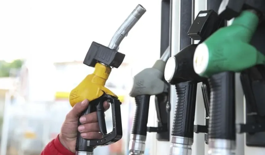 Benzine 4,30 lira indirim geliyor