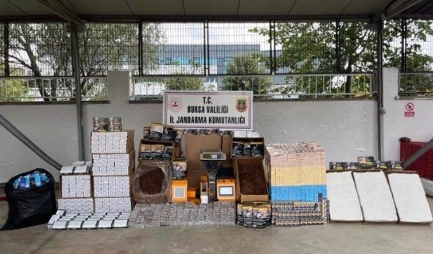 Bursa'da kaçak sigara imalathanesine darbe
