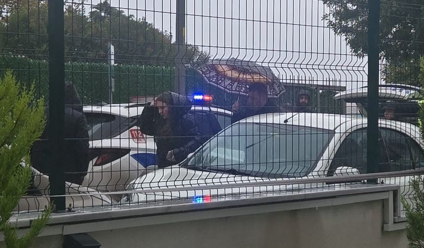 Avcılar'da okul önündeki trafik tartışmasında silahlar konuştu