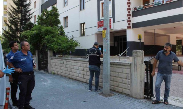 Kayseri39De 1 Saat Arayla Apartmandan Dusen 139I Kadin 2 Kisi Agir Yaralandi