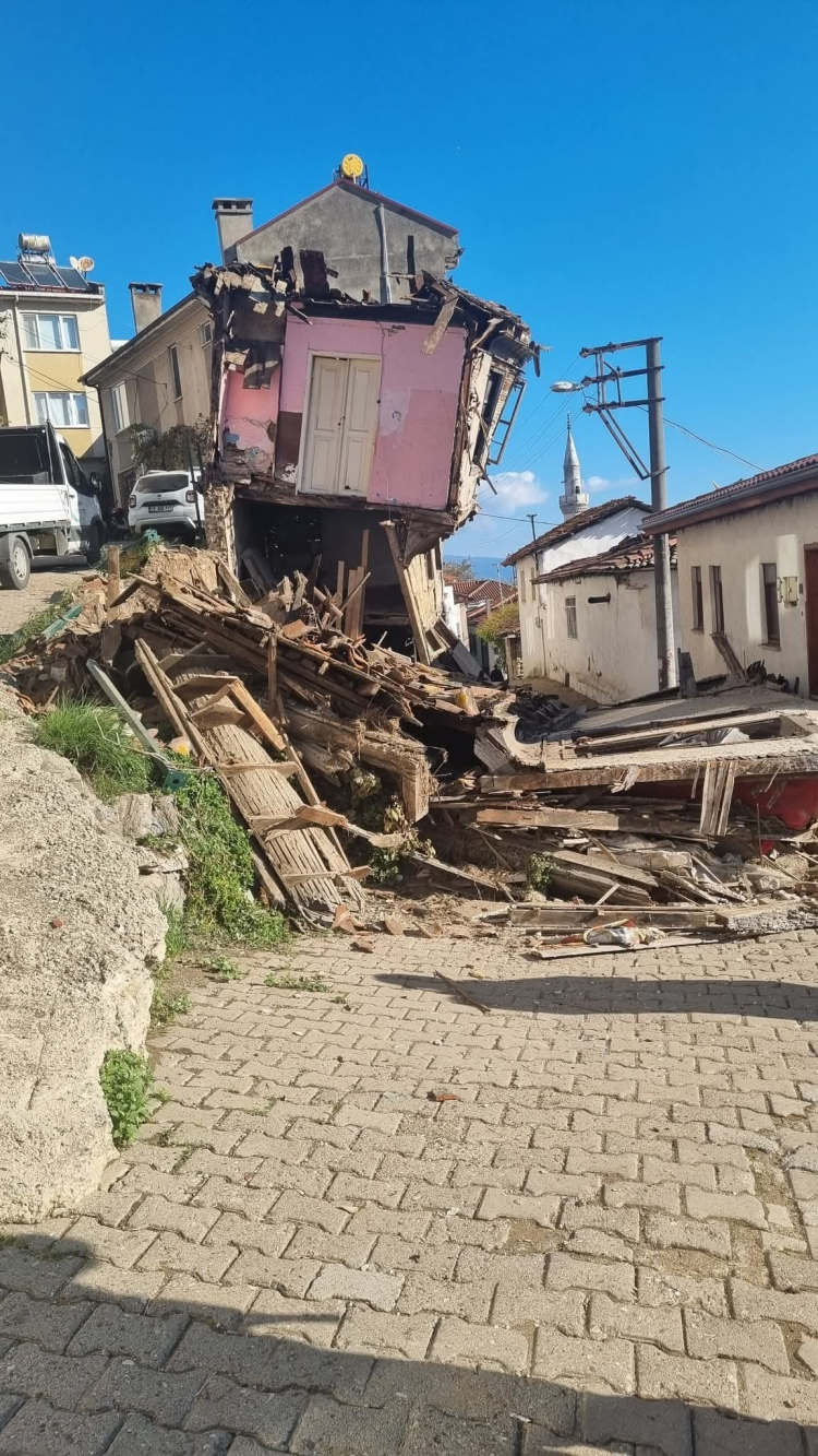 Untitled 4 1763054097 635 X750