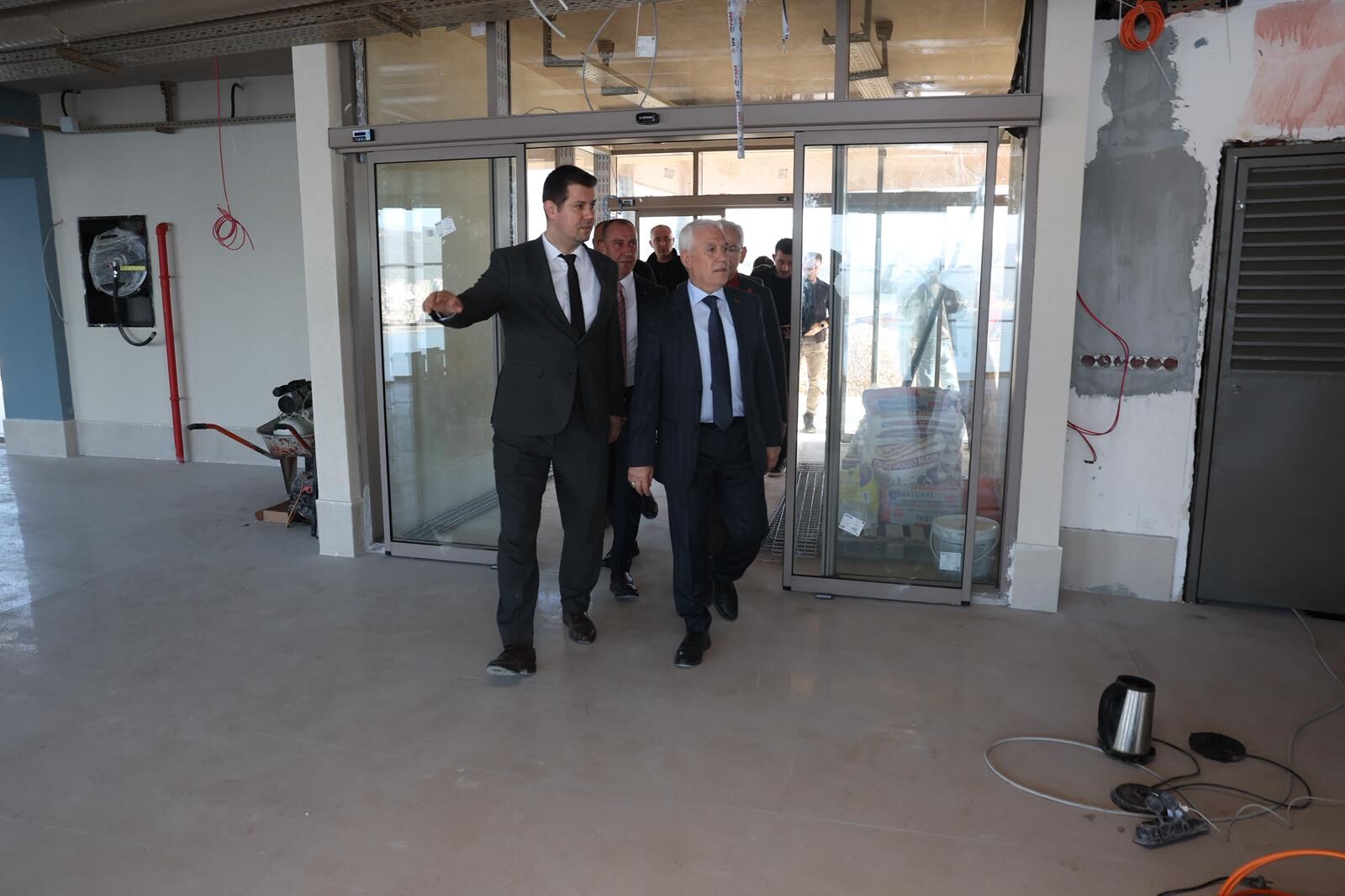 36876 M T Y5 Y T Y5 Mz 1