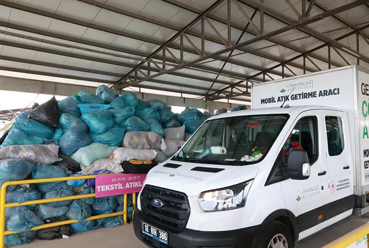 Osmangazi'de yüzlerce ton atık geri dönüşüme kazandırıldı
