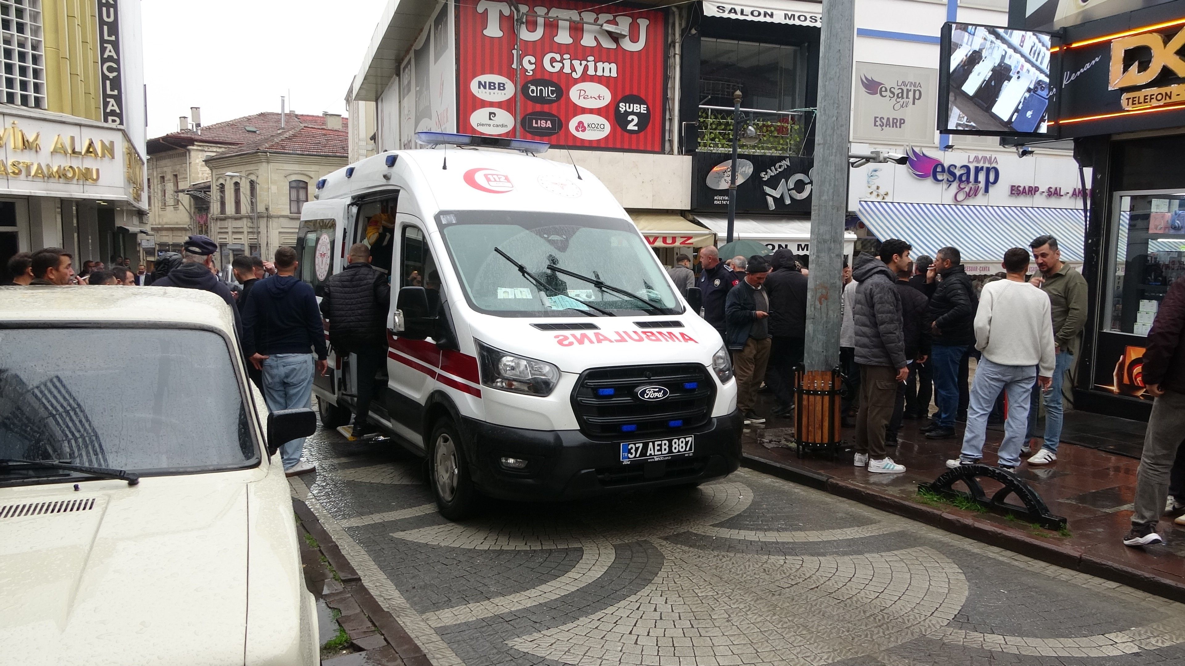 A W819407 06
